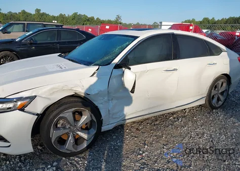 2018 Honda Accord Touring из США, поврежденный, VIN 1HGCV1F94JA085593